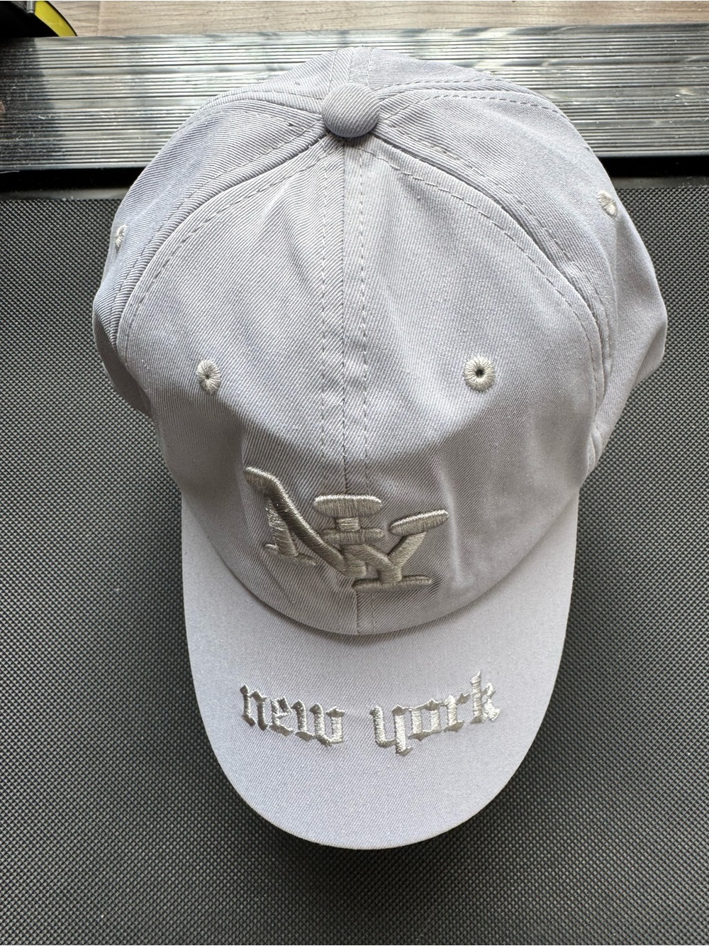 Neutral Light Gray 'New York' Embroidered Baseball Cap